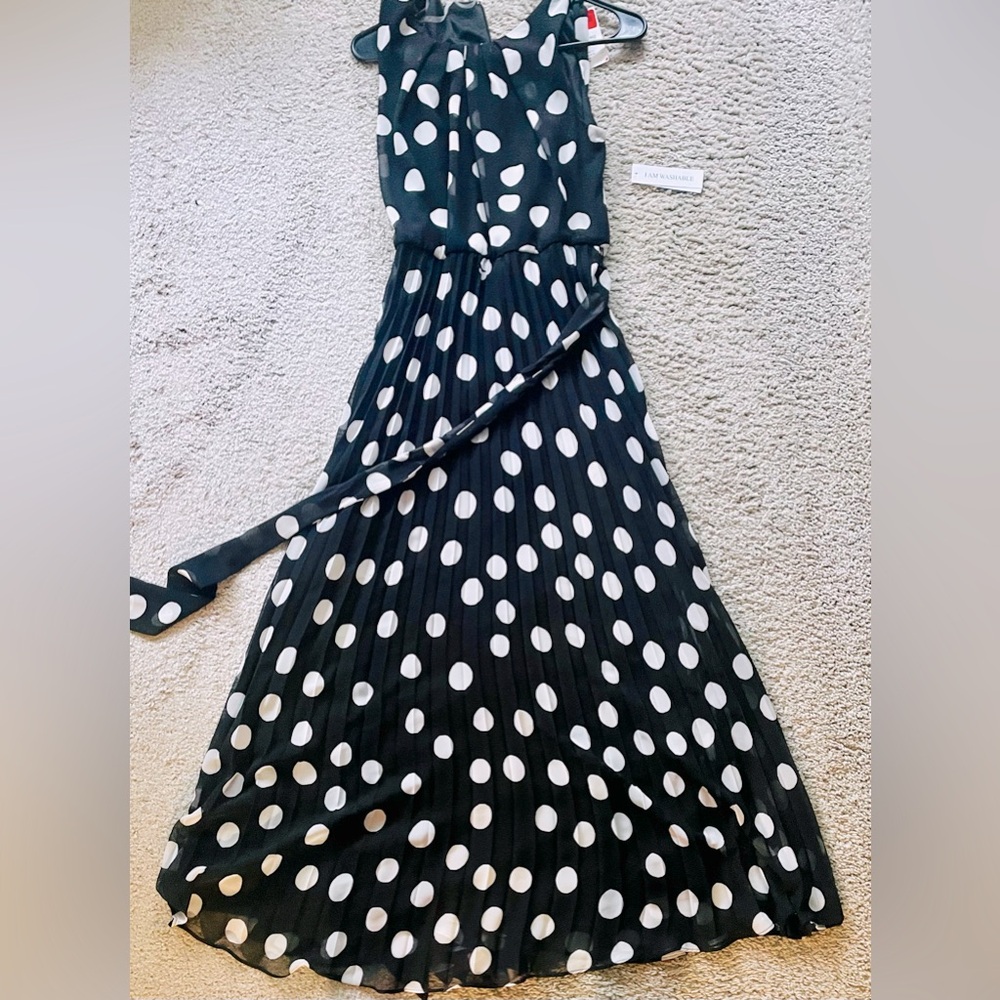 Shelby & Palmer Size 10 Black & White Sleeveless Polka Dot Linen Sundress